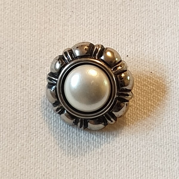 Knopf Weiss Metall Silber Perle Button White Metal Silver Pearl