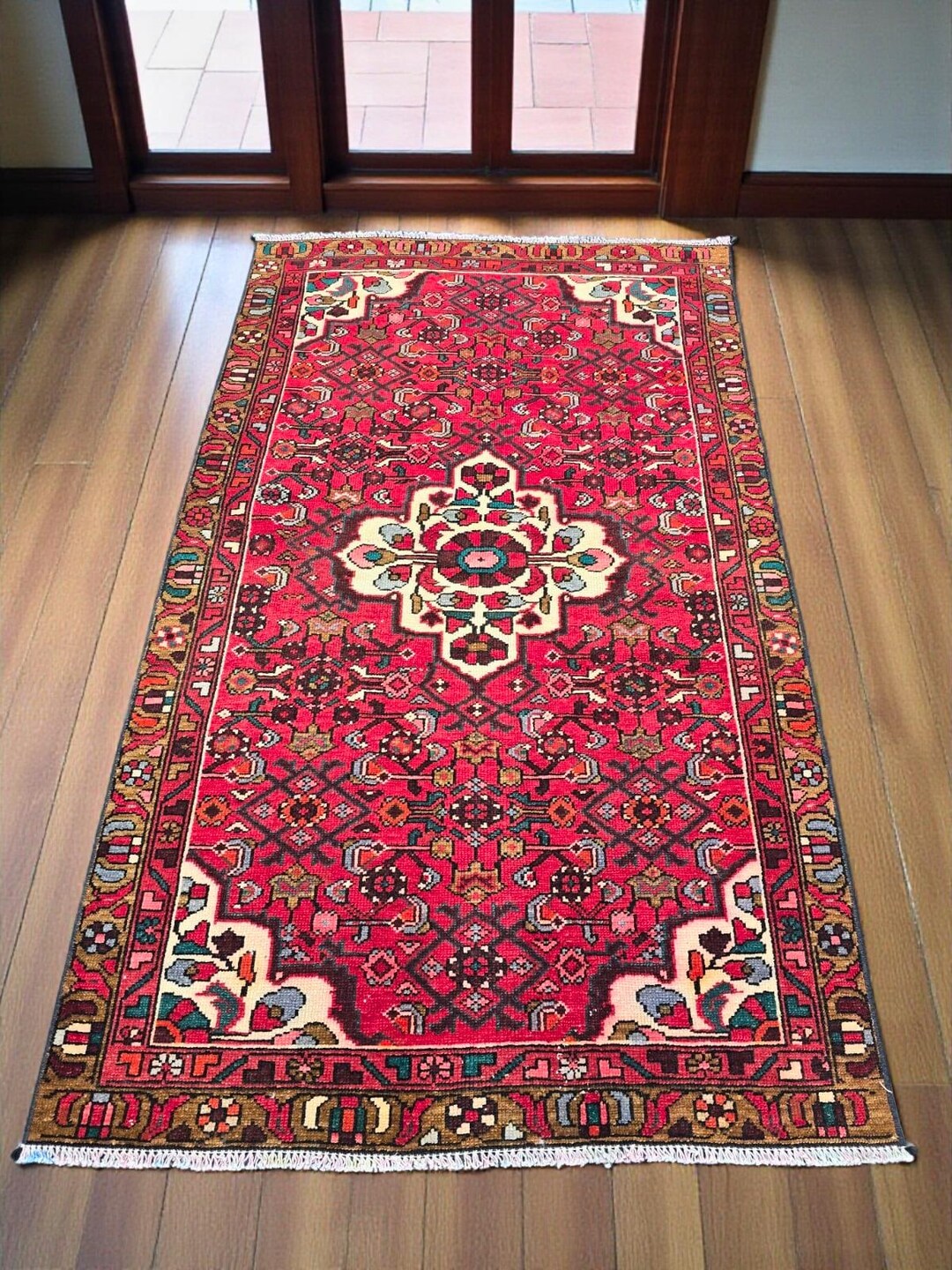 Oriental Style Area Rug 3'2" X 5'4" – Vintage Handwoven Wool Rug With ...