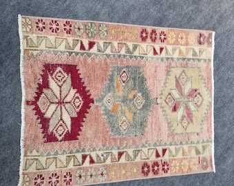 Tapete turco extra longo de lã, pelo baixo (91 x 75 cm)