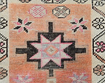 Tapete Persa Vintage Peach: Lã feita à mão, 3,76 m de comprimento