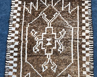 Handwoven Wool Runner Rug, Beige Brown Tribal Geometric, Moroccan Hallway Carpet 2'8"x10'6"