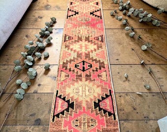 Narrow Vintage Turkish Runner Rug 1'7"x7'3" Tribal Kitchen Hallway Carpet