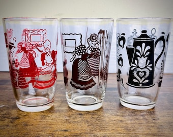 Vintage MCM Swanky Swigs Juice Glasses: Bustlin' Betsy, Antique Kettle