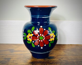 Vtg. HMV Hungarian Majolika Vase, Hand Painted. - Etsy