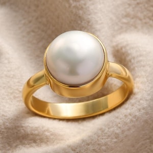 Gold Pearl Ring | 10mm Round White Pearl | Elegant Bezel Set Ring | Minimalist Pearl Jewelry | June Birthstone Ring for Her