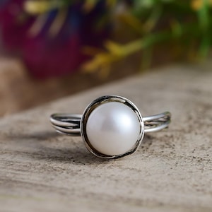 Pearl Nest Ring – 8 mm Freshwater Pearl in Sterling Silver | Nature-Inspired Statement Ring | june Birthstone Jewelry | Dainty Gemstone Ring