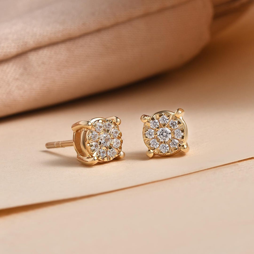 Orecchini Borchie Oro Giallo 9ct Su Argento Zirconi 3mm Orecchini A Borchie In Oro Giallo 9kt Su Argento Sterling Con Zirconi Cubici - 2,3,4 Mm - Foto 3