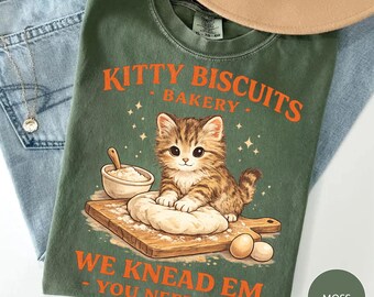 Funny Cat Baking Tee, Kitty Biscuit Shirt, Cute Bakery Cat Graphic Tee, Cat Lover Gift Shirt, Cozy Cat Aesthetic Tee, Kitty Biscuits Tee