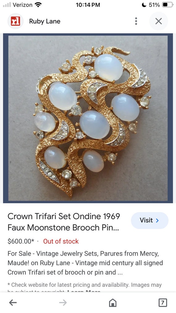 RARE vintage Trifari Faux Moonstone Brooch signed - image 9