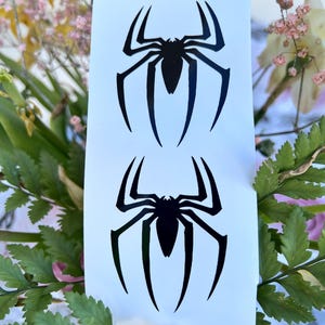 Spider Vinyl Decal: Creepy Bug Sticker, Halloween Decor