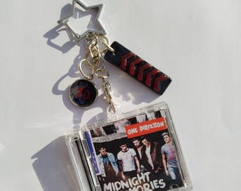 Nfc Keychain One direction - pendants and dust bag included - birthday gift idea directioner Midnight memories 1D