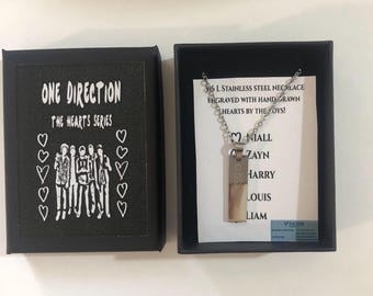 One Direction necklace engraved with hand-drawn hearts by the 1D members 316 L Stainless steel- birthday gift idea Christmas directioner