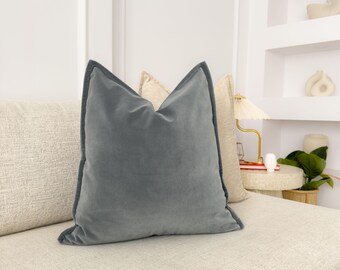Donkergrijze fluwelen kussenhoes Zachtgrijs bankkussen Elegante fluwelen kussensloop voor bank of bed (alle maten)
