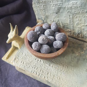 Handmade Egyptian Kyphi Incense Balls – 20g / 0.7oz