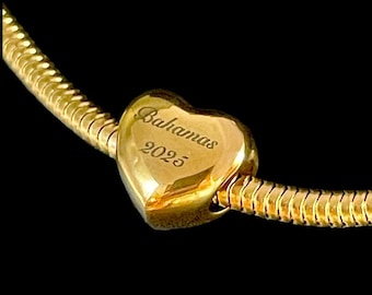 Yellow Gold Vacation Heart Charm Bracelet: Bahamas, Cancun