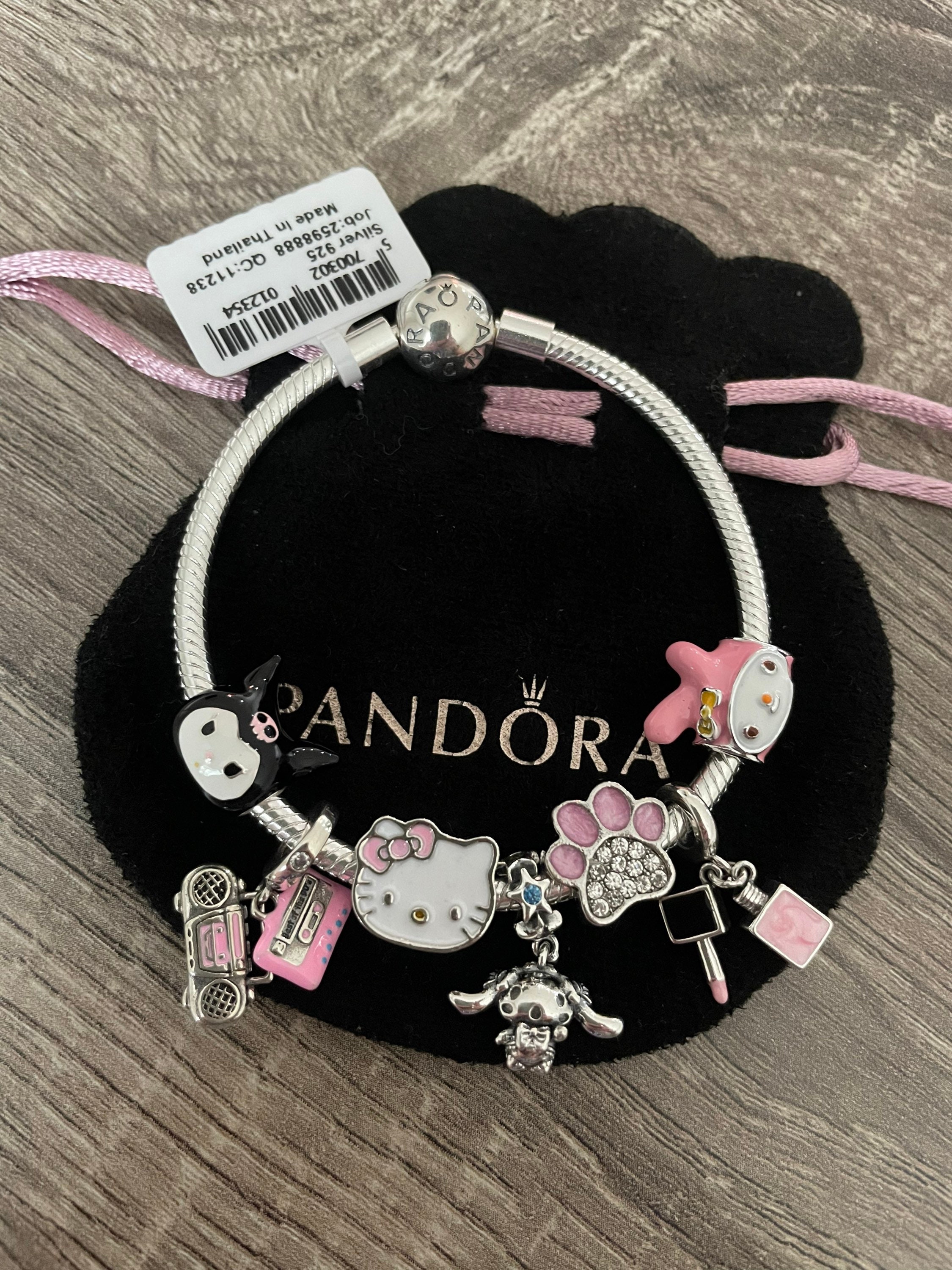 Hello Kitty 18 Karat Gold Bracelet With Five Charms Momoberry