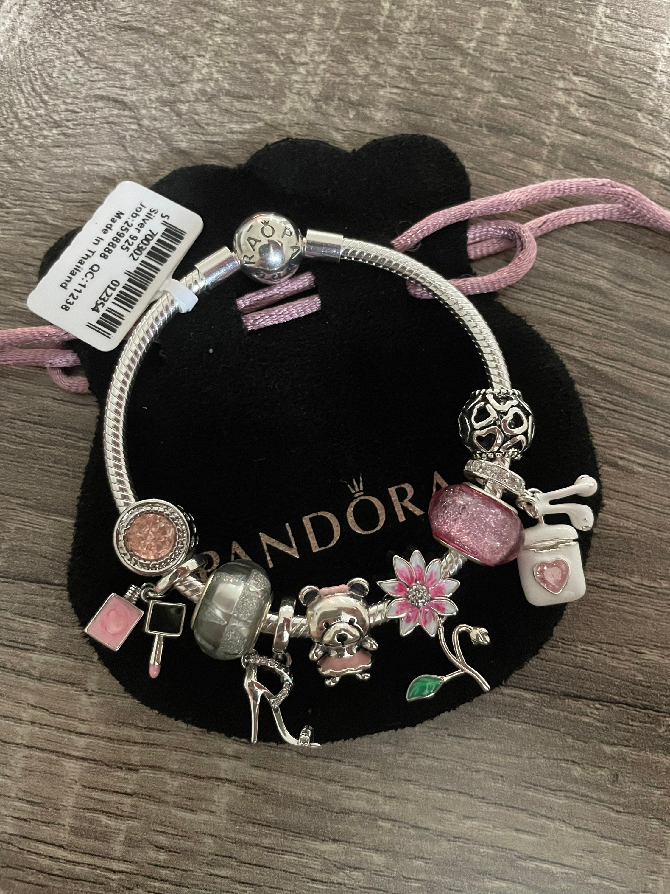 PANDORA BRACELET WITH PINK DOG MOM LOVE HEART THEMED CHARMS & GIFT POUCH!