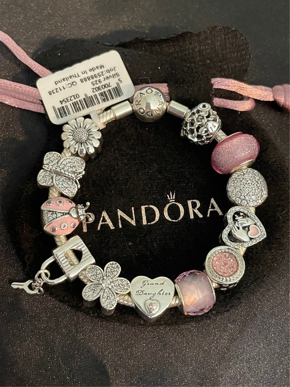 Bracelet Pandora avec breloques sur le thème de la petite-fille en zircon  rose et transparent -  Canada