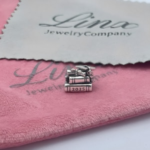 Klasse von 2025 Graduation Charm Anhänger aus 925er Sterlingsilber