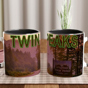 Twin Peaks-Tasse – Geschenk für TV-Serien-Fans – Willkommen bei Twin Peaks-Tasse – Retro-TV-Serien-Tasse