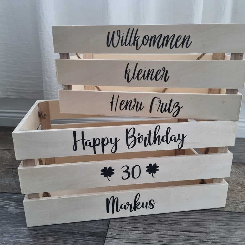 Holzkiste für die Geschenke, personalisierte Geschenke-Kiste aus Holz, Geschenkkiste Adventskiste Bild 7