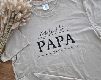 Personalisiertes T-Shirt für Herren "Geliebter Papa" mit Kindern en