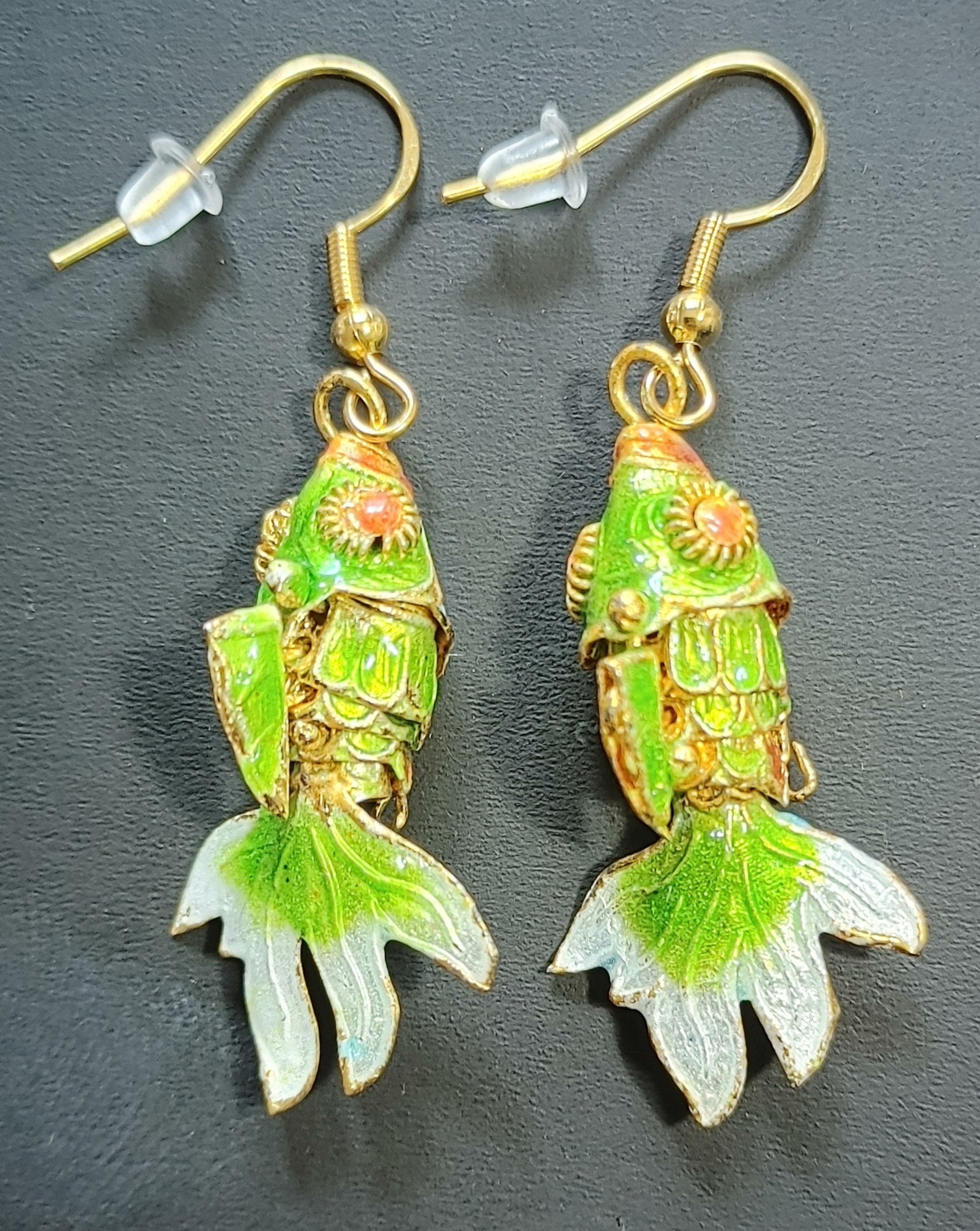 匿名配送】ビンテージ 魚 ピアス
