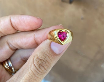 Gorgeous solid gold or silver heart ring with stone of your choice