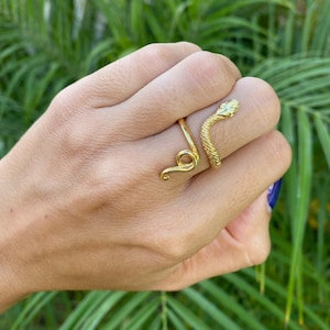 Anillo en forma de serpiente new arrivals