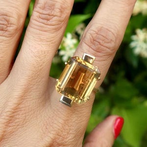 Vintage 18k Gold Citrine Ring