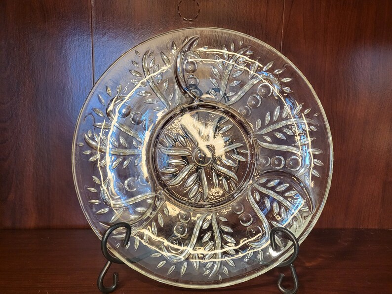 Federal Glass Relish Dish 11.5 Round Leaf & Dot Pressed Cut Glass