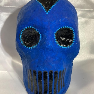 Calaveras - Saphir - Mini masque - Jour des morts, Dia De los Muertos, crâne en sucre, bizarreries, décoration, art horrifique, halloween, art en papier mâché