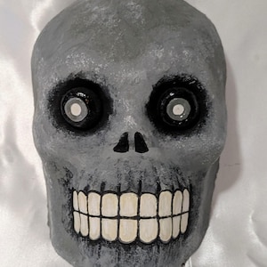 Boneyos - Stilton - Mini masque - Halloween, jour des morts, décoration murale, tête de mort, effrayant, horreur, art de l'horreur, bizarrerie, art du papier mâché