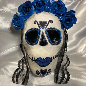 Calaveras - Rosa Azul - Mini Mask - Day of the Dead, Dia De los Muertos, crâne en sucre, bizarreries faites main, décoration, art en papier mâché, art de l'horreur