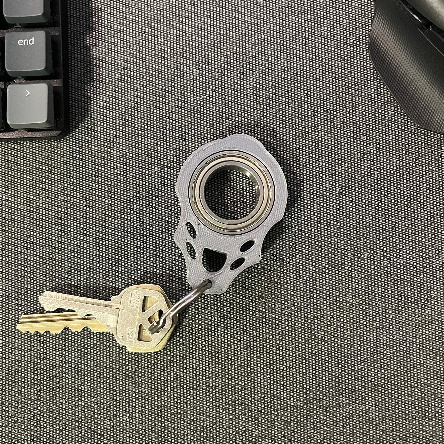 STL file Ninja Key Keychain Spinner, Keyrambit Fidget Spinner
