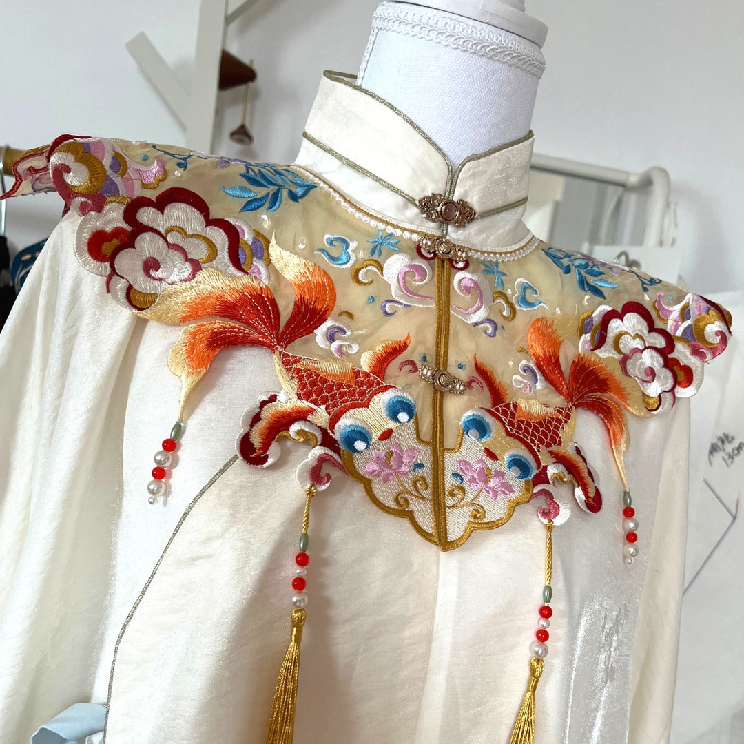 Chinese Hanfu Accessories, Yunjian Garment Collar, Embroidered Cloud