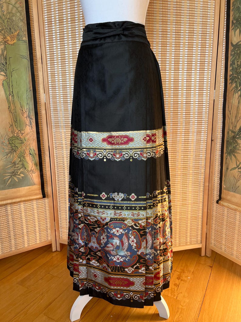 Holiday, Chinese Traditional Hanfu, Brocade Gold Thread, Ming Dynasty, Ma Mian Skirt, Women Dress, Hanfu Party Costume, Horse Face Dress Black