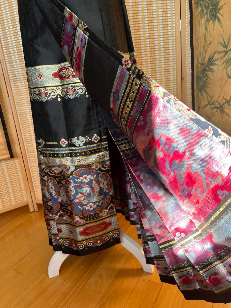 Holiday, Chinese Traditional Hanfu, Brocade Gold Thread, Ming Dynasty, Ma Mian Skirt, Women Dress, Hanfu Party Costume, Horse Face Dress image 15