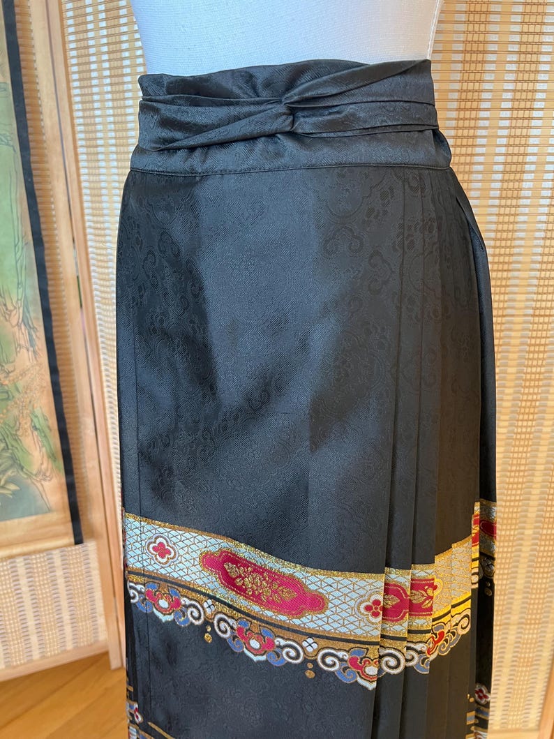 Holiday, Chinese Traditional Hanfu, Brocade Gold Thread, Ming Dynasty, Ma Mian Skirt, Women Dress, Hanfu Party Costume, Horse Face Dress image 14