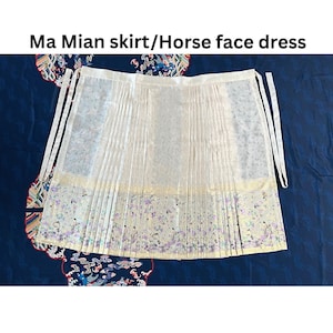 Hanfu Ma Mian Skirt: Ming Dynasty Horse Face Skirt, Brocade Fabric