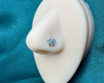 Silver floral nose stud,gold nose studs,20g nose studs,4mm wide nose studs, nose ring, nose piercing,gift for her