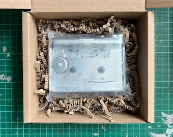 Lecteur de cassettes portable transparent