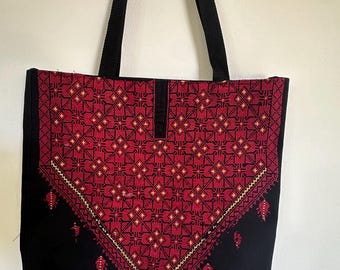 Tote Bage-Handmade Traditional Black Red Tatreez