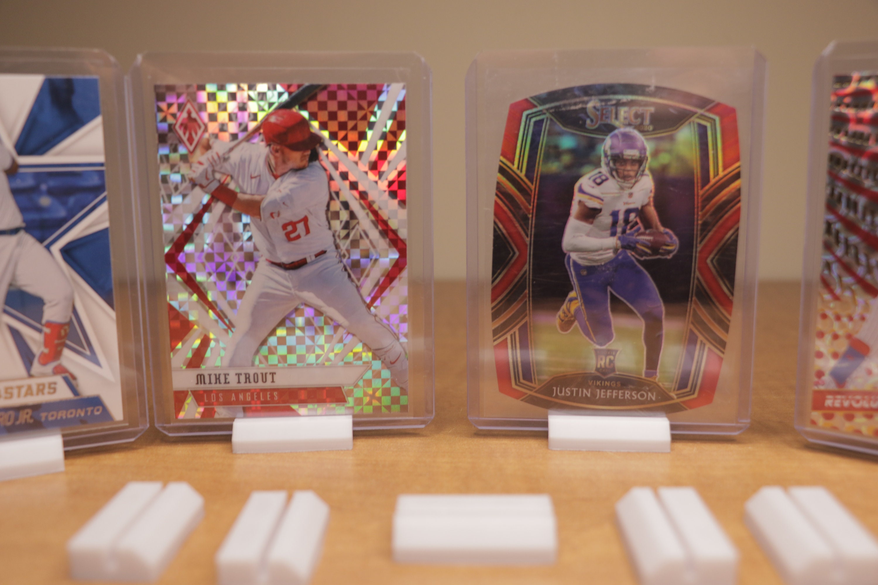 Toploader Card Holder / Toploader Baseball Card Stand / Sports Card