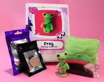 Frog Needle Felting Kit - Make your own DIY felted friend craft kit, Crafting gifts, Craft kit date night idea, cute felting craft kit