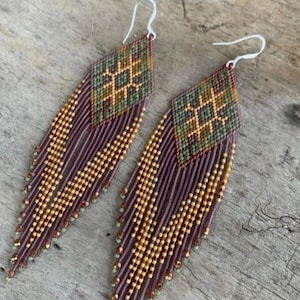 Perlenarbeit Ohrringe, Multi Farben Ohrringe Perlen Ohrringe ethnischen Ohrringe American native Seed Beads Ohrringe Fransen Ohrringe Boho Ohrringe