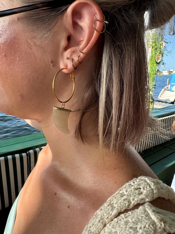 Daisy Hoop Earrings