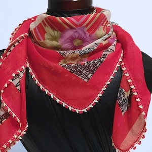 ILLUSIONIST flowers scarf shemagh keffiyeh Tartan hand woven, Jordanian, jibab hijab pashmina motif sorban hombre crochet turkish Scarf