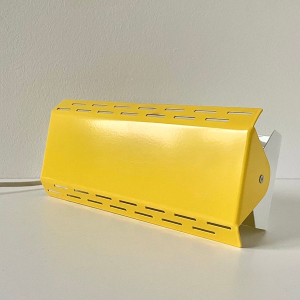 Mid Century Modern Plug In Wall Sconce 1980s Yellow Wall Lamp, Space Age Design Metal Adjustable Vintage Bedside Lamp Retro Bedroom Decor