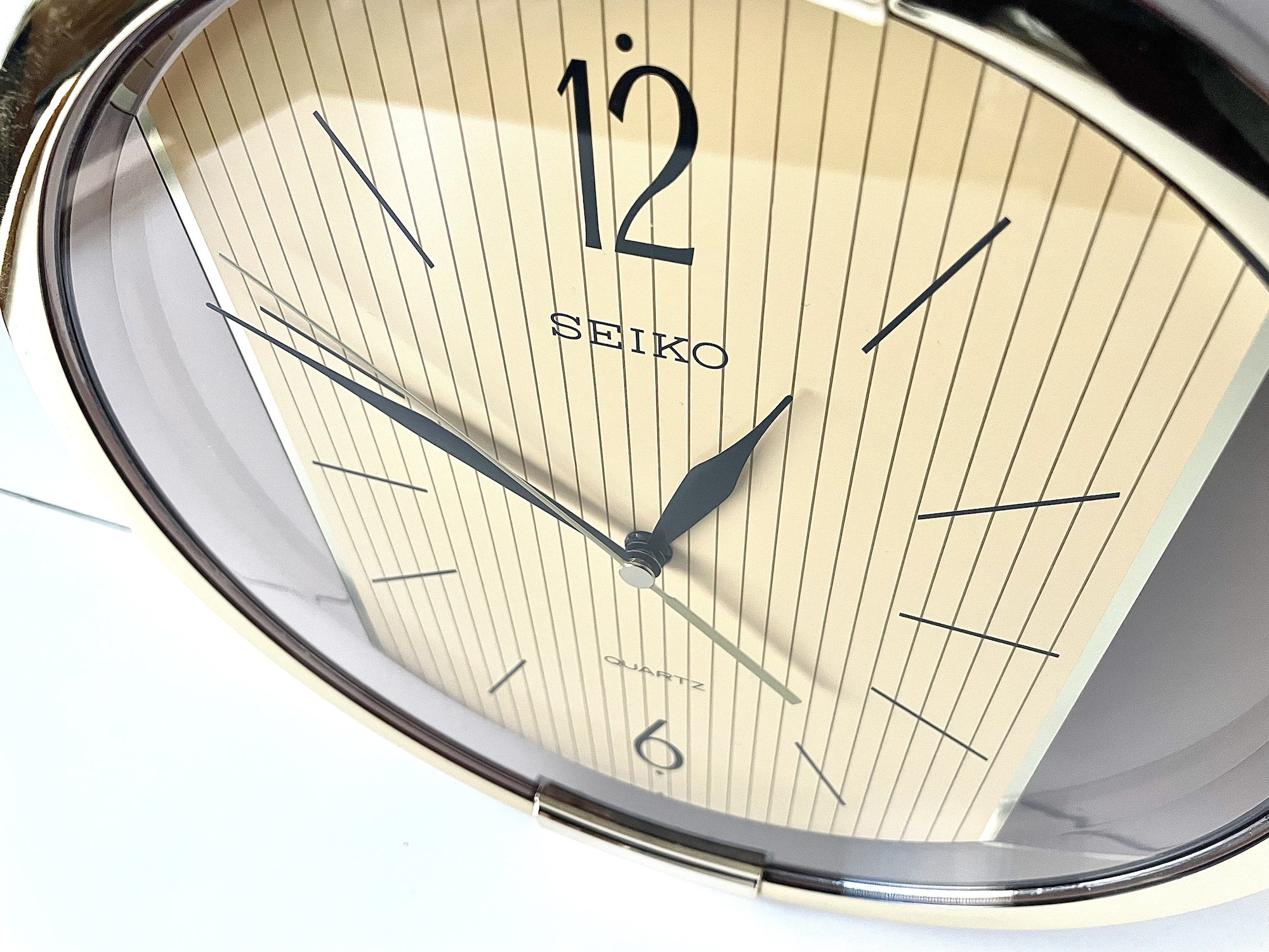 Vintage SEIKO 80s Modern Wall Clock Unique, Art Deco Wall Clock 11